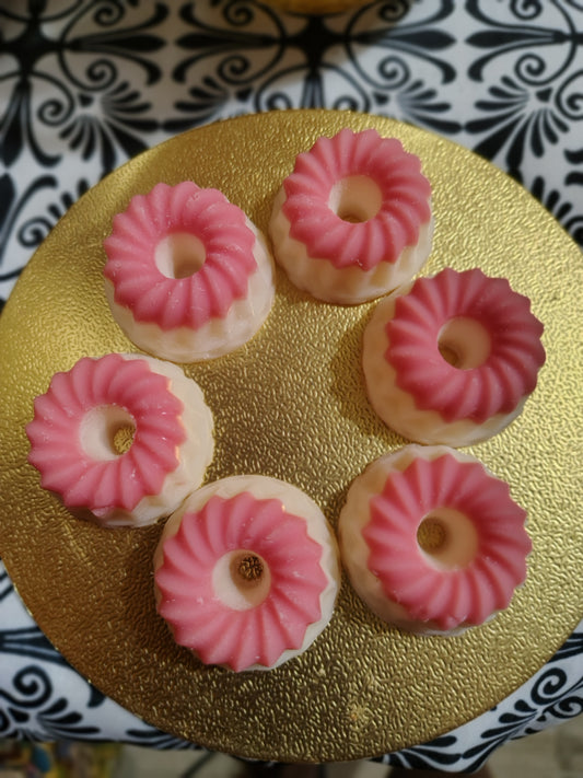 STRAWBERRY POUND CAKE WAXMELTS